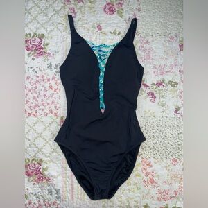 Lilly Pulitzer Black One Piece Isle Lattice Swimsuit, Size 4